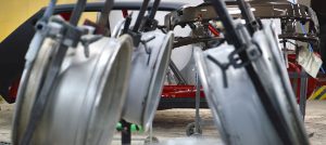 Sandstrahlen, Pulverbeschichten oder Lackieren - Felgenreparatur und Felgenveredelung